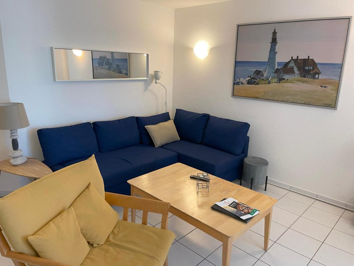 Apartment Ostseerose Ein Strandkorb Ist Im Sommer Inclusive Zempin Exterior photo