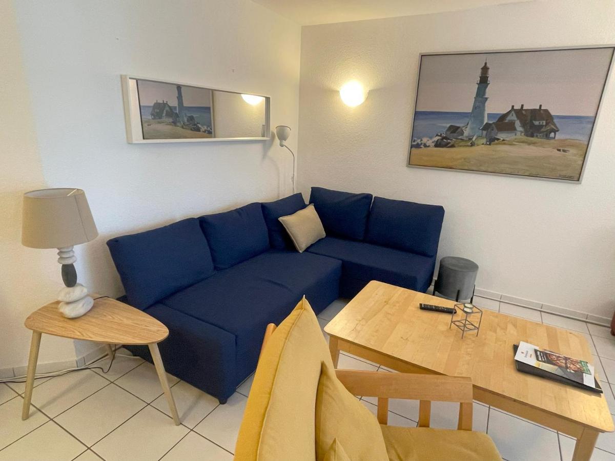 Apartment Ostseerose Ein Strandkorb Ist Im Sommer Inclusive Zempin Exterior photo