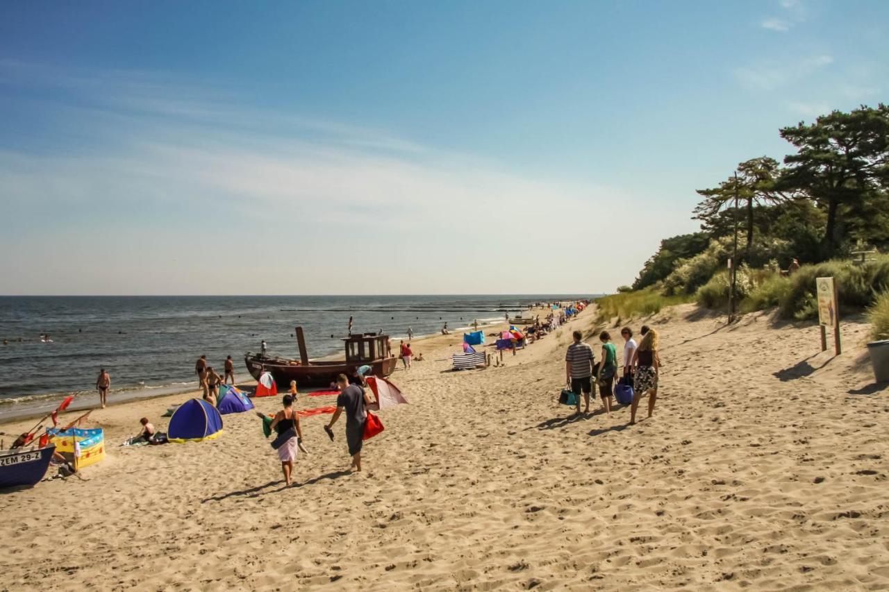 Apartment Ostseerose Ein Strandkorb Ist Im Sommer Inclusive Zempin Exterior photo